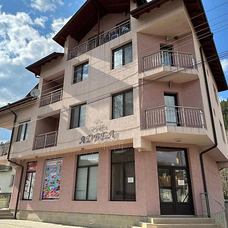 Advel Guest Hous Hotel Madzhare Luaran gambar