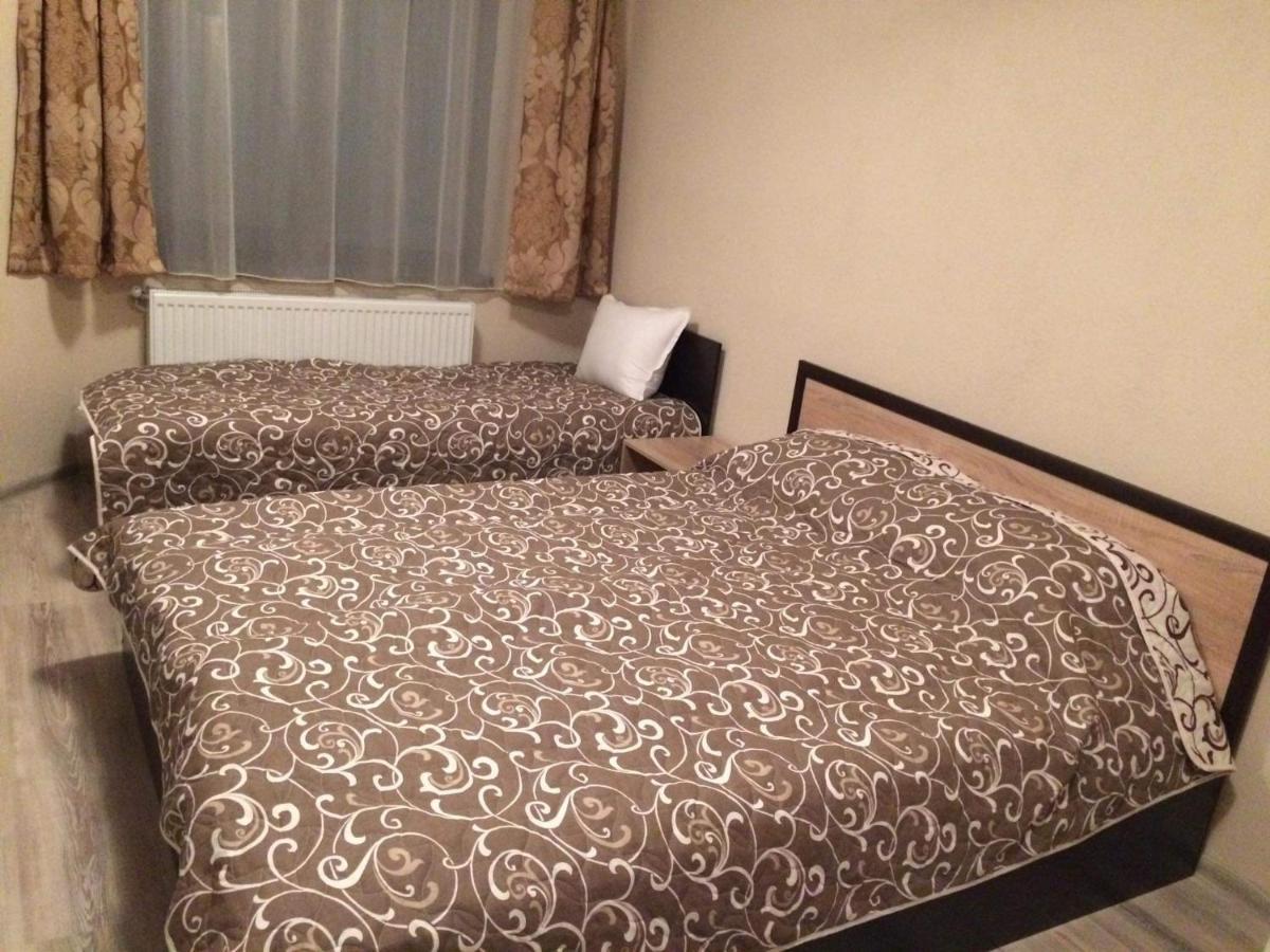 Advel Guest Hous Hotel Madzhare Luaran gambar