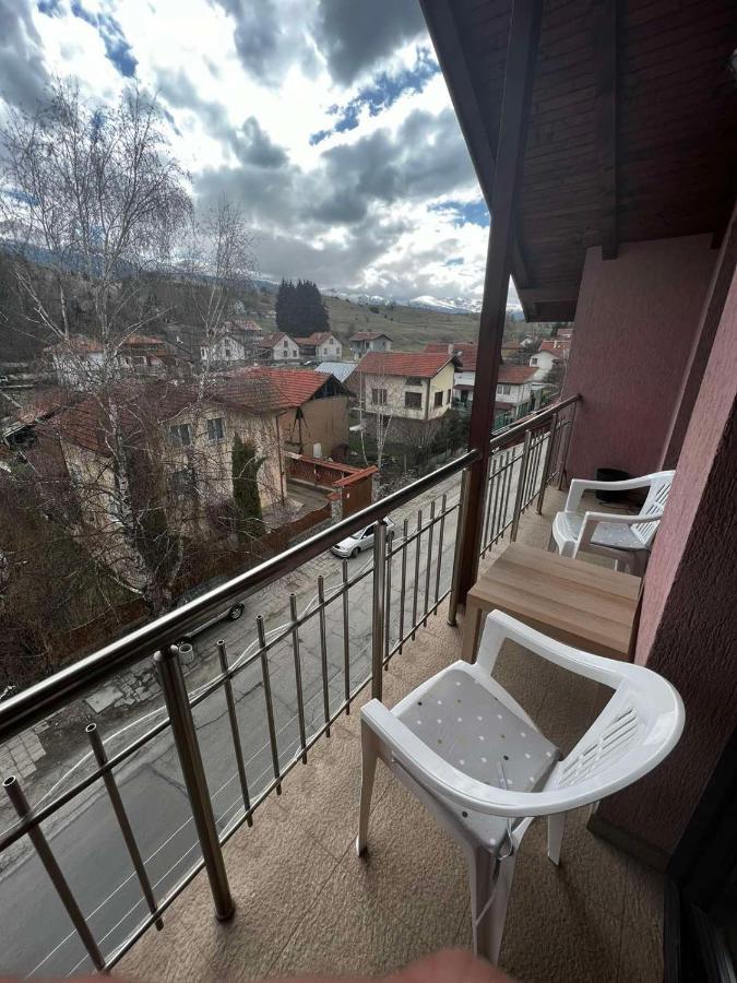 Advel Guest Hous Hotel Madzhare Luaran gambar