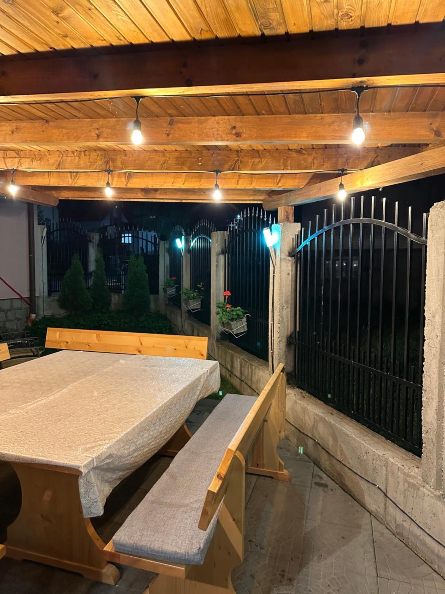 Advel Guest Hous Hotel Madzhare Luaran gambar