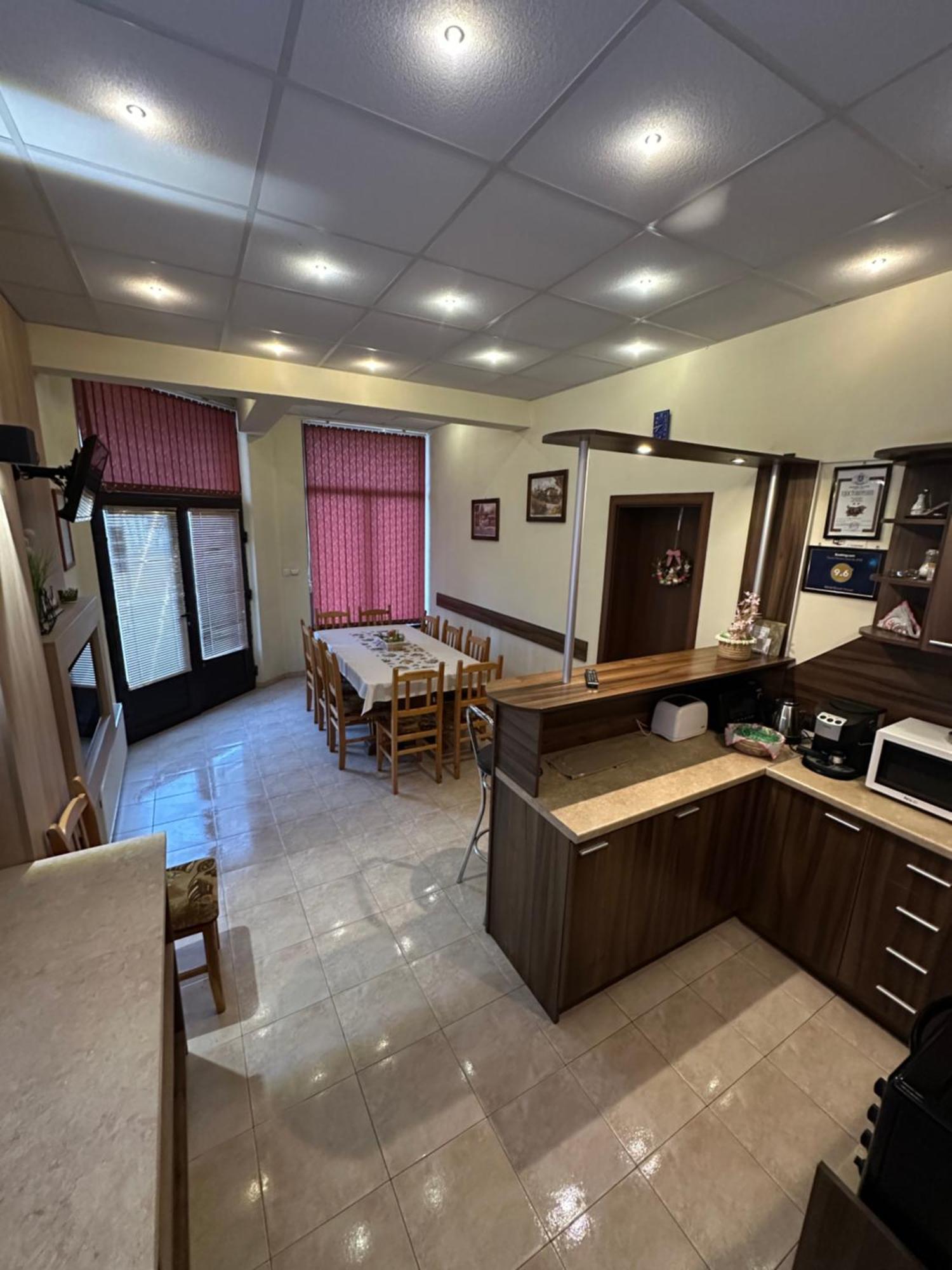 Advel Guest Hous Hotel Madzhare Luaran gambar