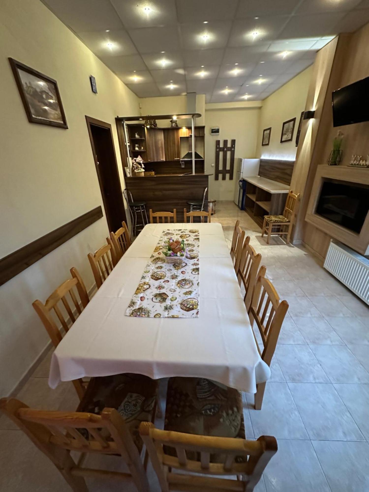 Advel Guest Hous Hotel Madzhare Luaran gambar